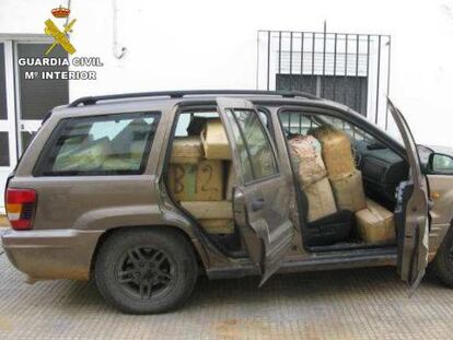 The vehicle, which was carrying 40 bundles of hash.