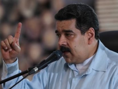 La autoridad electoral venezolana apunta a una fecha de celebración que impide la convocatoria de presidenciales anticipadas