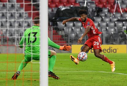 Coman marca su cuarto gol del partido contra el Atlético de Madrid este miércoles en el Allianz Arena.