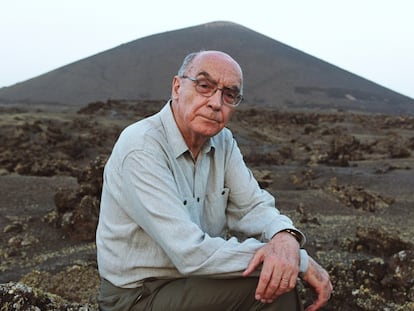 El escritor José Saramago.