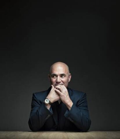 Andre Agassi luce en su muñeca un reloj Longines, firma de la que es embajador.