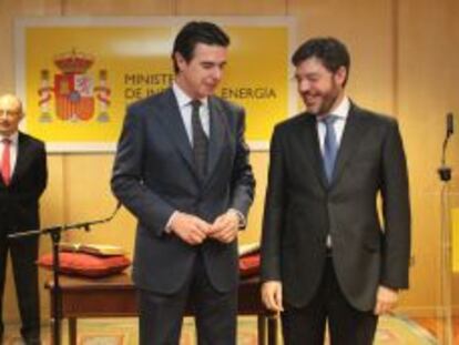 Jose Manuel Soria, ministro de Industria, y Alberto Nadal, secretario de Estado de Energ&iacute;a. 