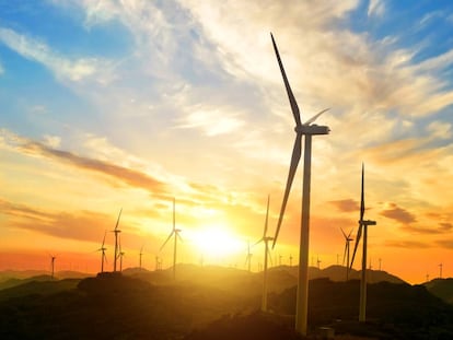 La española que genera electricidad de la naturaleza se sobrefinancia en un día