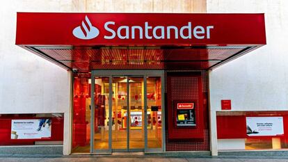 Sucursal de Banco Santander.