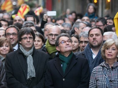 El expresidente catalán Artur Mas y las consejeras Irene Rigau y Joana Ortega por la consulta del 9N.