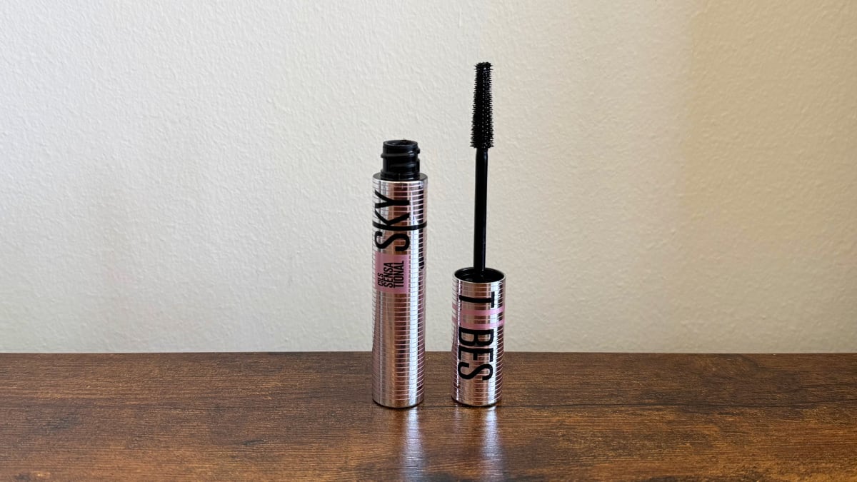 Lash Sensational Sky High Tubes de Maybelline.