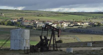 Antiguo pozo petrolífero de Ayoluengo de la Lora (Burgos).