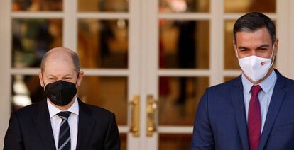 Pedro Sánchez  y Olaf Scholz. 