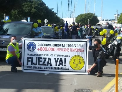 Un grupo de interinos y temporales despliega una pancarta para exigir "fijeza ya" contra la "temporalidad abusiva" en las administraciones públicas, en Palma.
EUROPA PRESS
14/03/2021