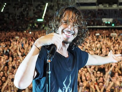 Chris Cornell durante una presentaci&oacute;n de Soundgarden.