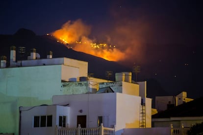 Fire near Agaete in Gran Canaria on Monday night.