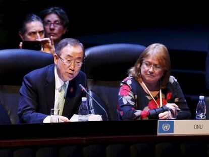 Ban Ki-Moon y su jefa de Gabinete en la secretar&iacute;a general de la ONU, Susana Malcorra, en 2014. Ella ser&aacute; ministra de Exteriores de Argentina.