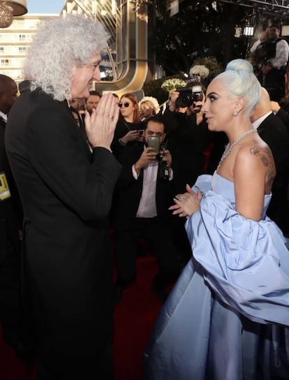 Brian May y Lady Gaga en la alfombra roja de los Globos de Oro 2019.