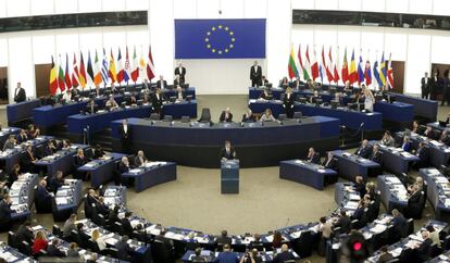 El rey Felipe VI, durante su intervención ante el pleno de la Eurocámara, reunido en una sesión solemne en su sede de Estrasburgo.