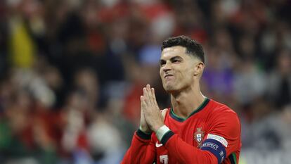 Cristiano Ronaldo pide perdón a la afición portuguesa por su penalti fallado ante Eslovenia.