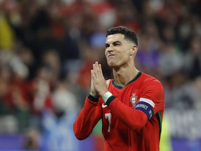 Cristiano Ronaldo pide perdón a la afición portuguesa por su penalti fallado ante Eslovenia.