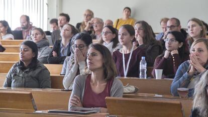 Público aistente a la serie de conferencias