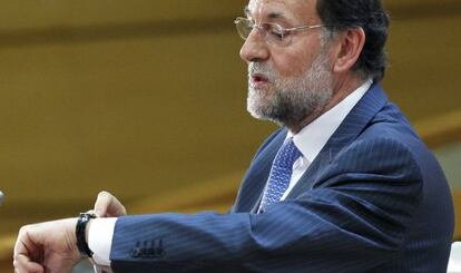 El presidente del Gobierno, Mariano Rajoy, durante la rueda de prensa tras la V Conferencia de Presidentes.