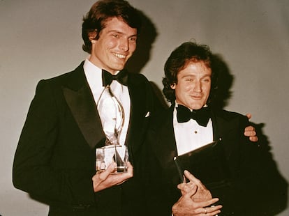 American actors Christopher Reeve (1952 - 2004) and Robin Williams
