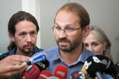 Pablo Iglesias, Joan Herrera i Dolors Camats.