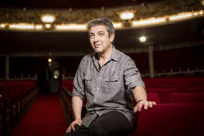 Ricardo Dar&iacute;n, en la platea del Teatro T&iacute;voli