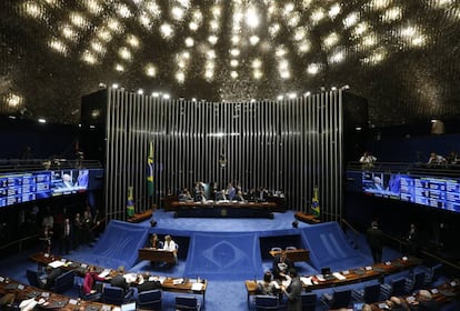 O Senado Federal, nesta quarta-feira, 11 de maio, dia da histórica votação sobre o agastamento de Dilma.