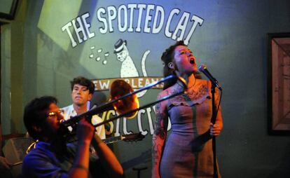 Una actuación en el club The Spotted Cat, en el barro de Marigny (Nueva Orleans).
