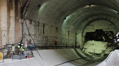 La tuneladora <i>Gran Vía<i/> rompe el último obstáculo hasta alcanar las inmediaciones de la estación madrileña de Atocha.