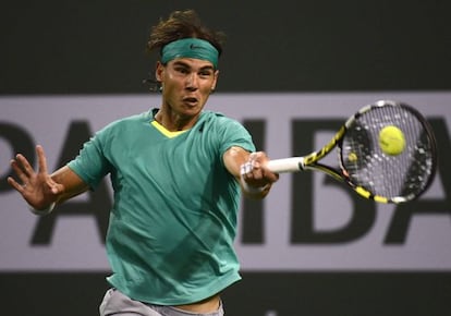 Rafael Nadal ante el suizo Roger Federer 