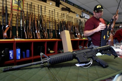A Palmetto M4 assault rifle is seen at the Rocky Mountain Guns and Ammo store in Parker, Colorado July 24, 2012