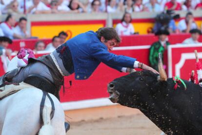 Pablo Hermoso de Mendoza, en su segundo toro.