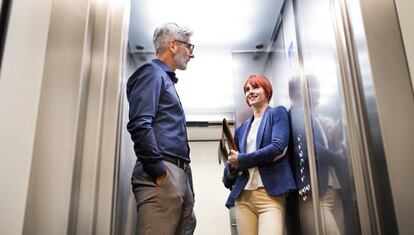 Si hay un lugar ideal para soltar obviedades, ese es el ascensor.