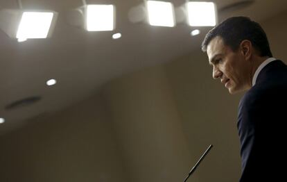El secretario general del PSOE, Pedro Sánchez, en la rueda de prensa posterior a su reunión con el Rey de la ronda de consultas.
