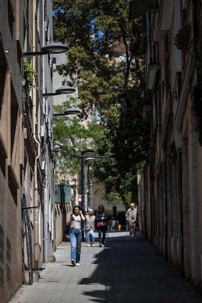 El Passatge Napoleó, en el barrio de Vallcarca, en Barcelona (Cataluña).