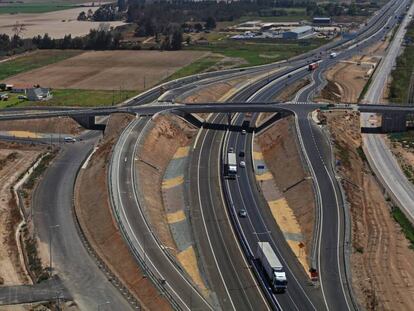Una tramo de la autopista La Serena-Vallenar, en Chile.