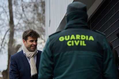 El exjugador del Barcelona Gerard Piqué, a su llegada al juzgado de Majadahonda este viernes.