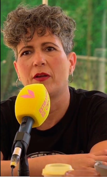 La cómica Patricia Sornosa, durante su intervención en el podcast 'Estirando el chicle'. 