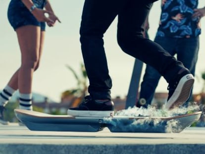 Hoverboard, el aeropat&iacute;n de Lexus.