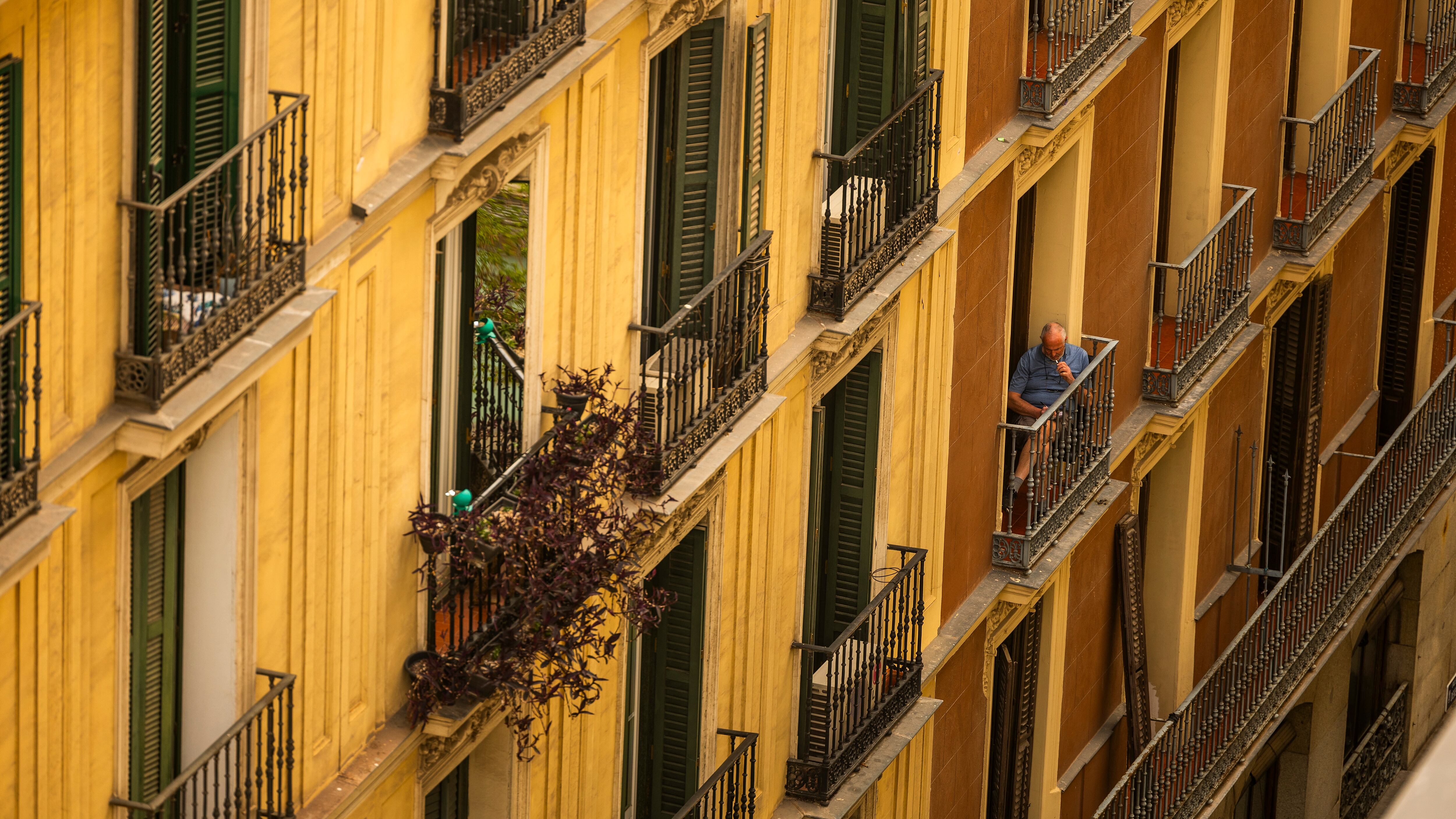 El Gobierno parte el decreto para salvar las pensiones y mete las medidas antidesahucio con el resto del paquete social