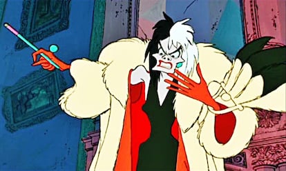 Cruella de Vil. 101 dálmatas.
	
	Detrás de ese aire de antigua editora de revistas de moda, Cruella de Vil representa una de las villanas más vulgares de la galería de malas disneysianas. Además de figurar como enemiga número de la asociación PETA, se le reconoce como una de las influencias más notables del movimiento punk.