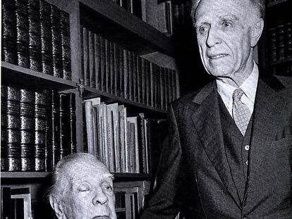 Jorge Luis Borges y Adolfo Bioy Casares (Buenos Aires, 1914-1999), en Barcelona en 1985.