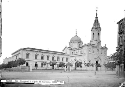 La antigua iglesia del Buen Suceso, luego dañada durante la Guerra Civil y derruida. En su lugar se ubica otra, de nueva planta, también en la calle Princesa.