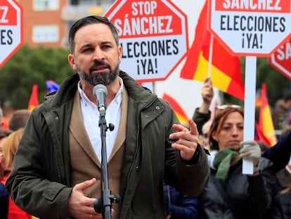 El presidente de VOX, Santiago Abascal, durante su intervención en la concentración del domingo en la plaza de Colón de Madrid.