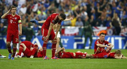 Los jugadores del Bayern desolados tras perder la final.