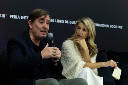 Luis García Montero y Yolanda Díaz en la Feria Internacional del Libro de Guadalajara.