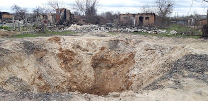 Crater caused by bombing in Sukachi.