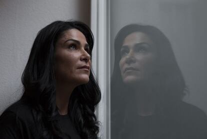 La periodista Lydia Cacho retratada en la Ciudad de M&eacute;xico.