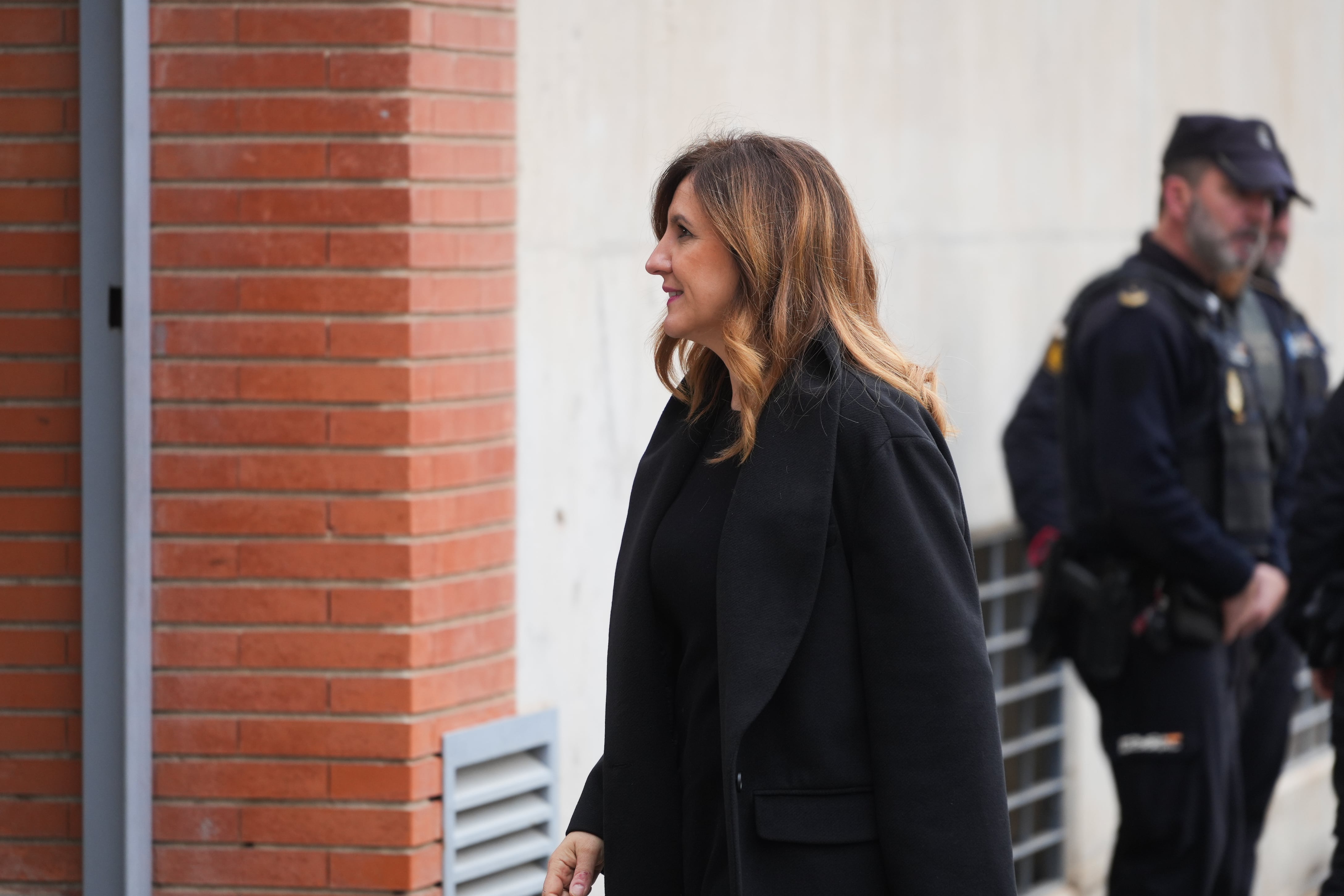 Anticorrupción investiga a la alcaldesa de Valencia y a la presidenta del Puerto por la creación de puestos de trabajo a dedo