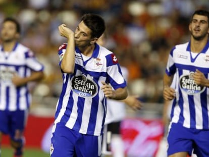 Pizzi celebra el tercer gol del Deportivo.