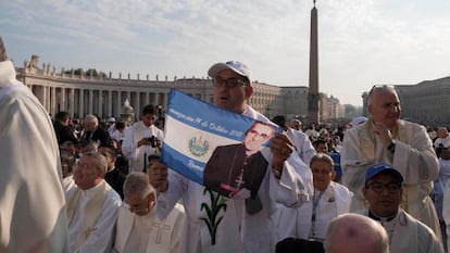 Canonización del arzobispo de San Salvador Óscar Arnulfo Romero el pasado octubre.